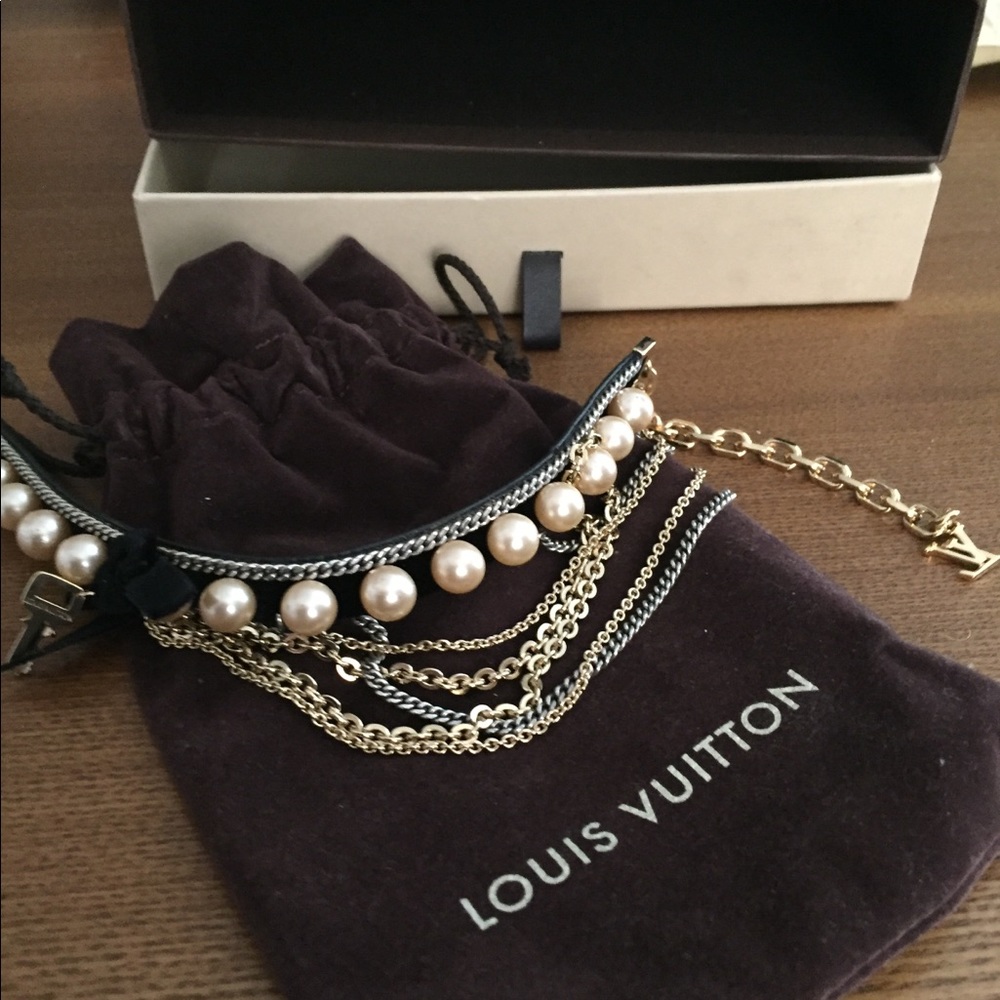 Authentic Louis Vuitton Choker Necklace